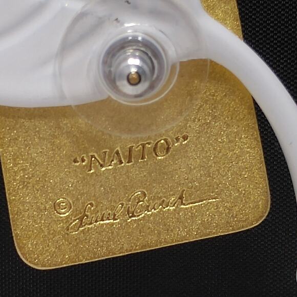 Laurel Burch "Naito" Post Earrings, Black Cloisonné, Gold Plated, 1980s Vintage - Picture 5 of 10